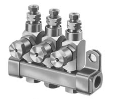 83314  |  Centro-Matic SL-33 Series Grease Injector Assembly